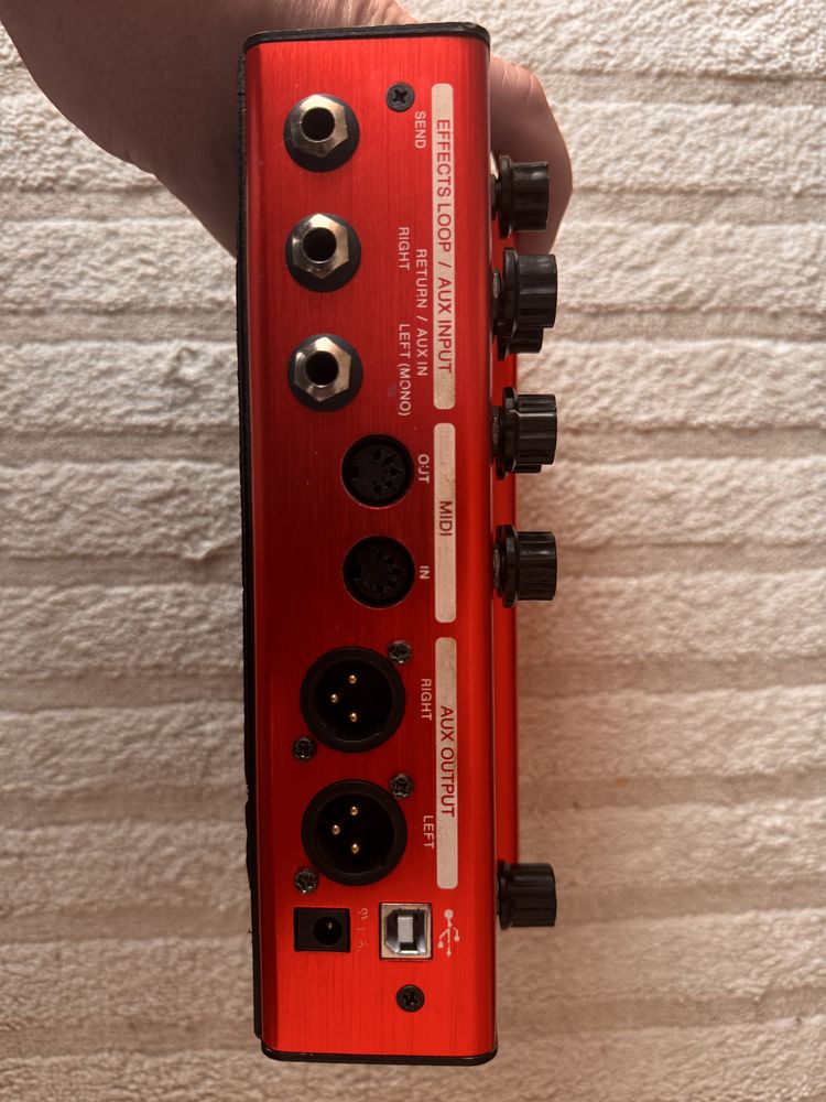 Multiefekt Atomic Amplifire ACC 3 w bardzo dobrym stanie. Płatne IR