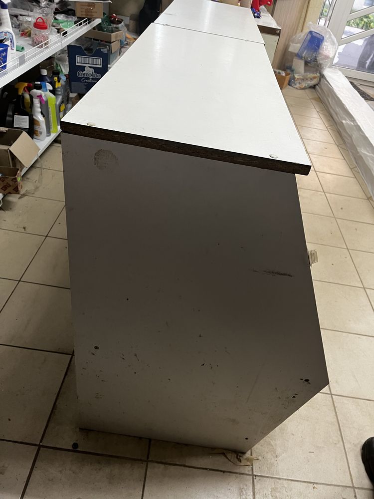 Стелажі торгові 90*92*60см.