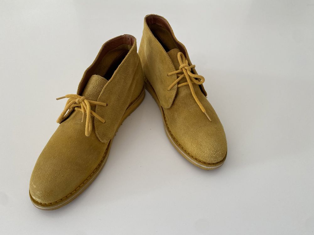 Жовті, замшеві черевики Brudi, (б/в) в ідеальному стані