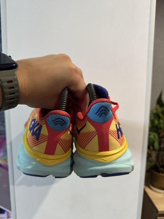 Hoka clifton 9 размер 38 (23,5см)