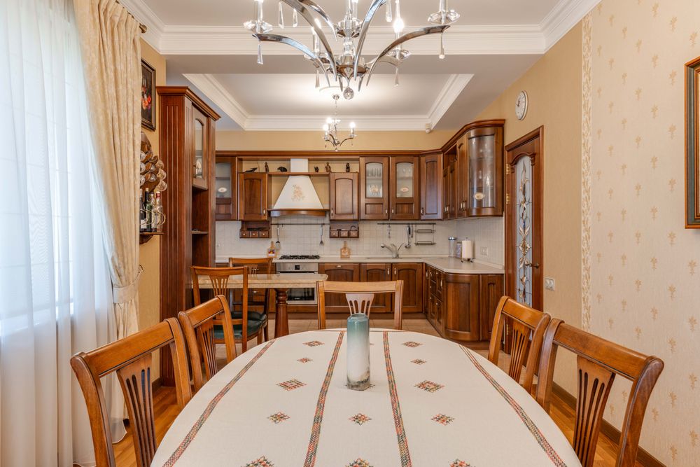 Чудова затишна садиба поряд з Києвом в с. Стоянка