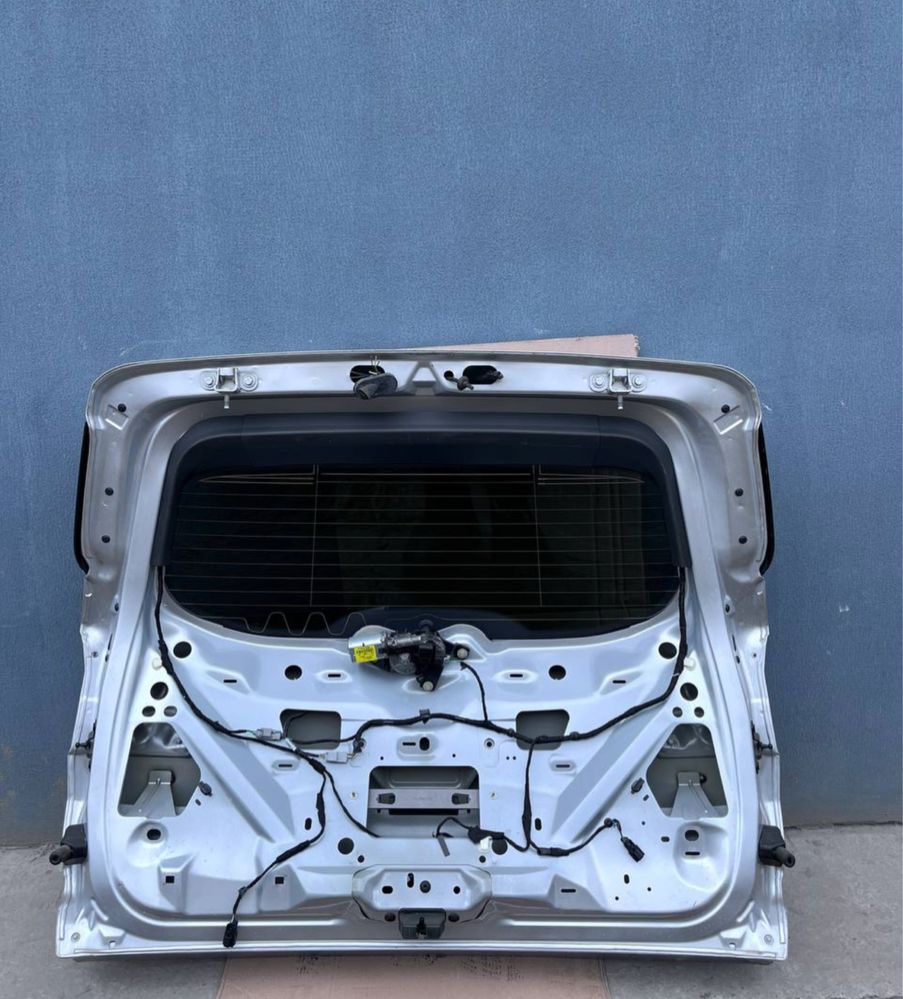 Кришка багажника Ford Escape 17-19, крышка багажника ескейп рест 17-19