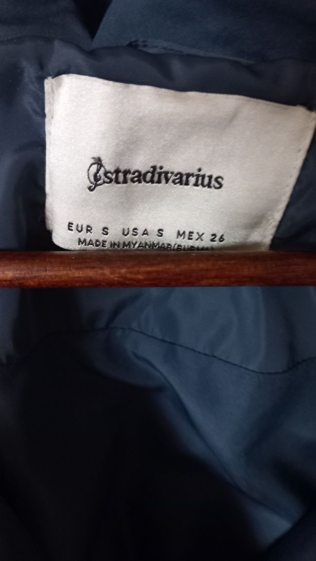 Пуховик Stradivarius