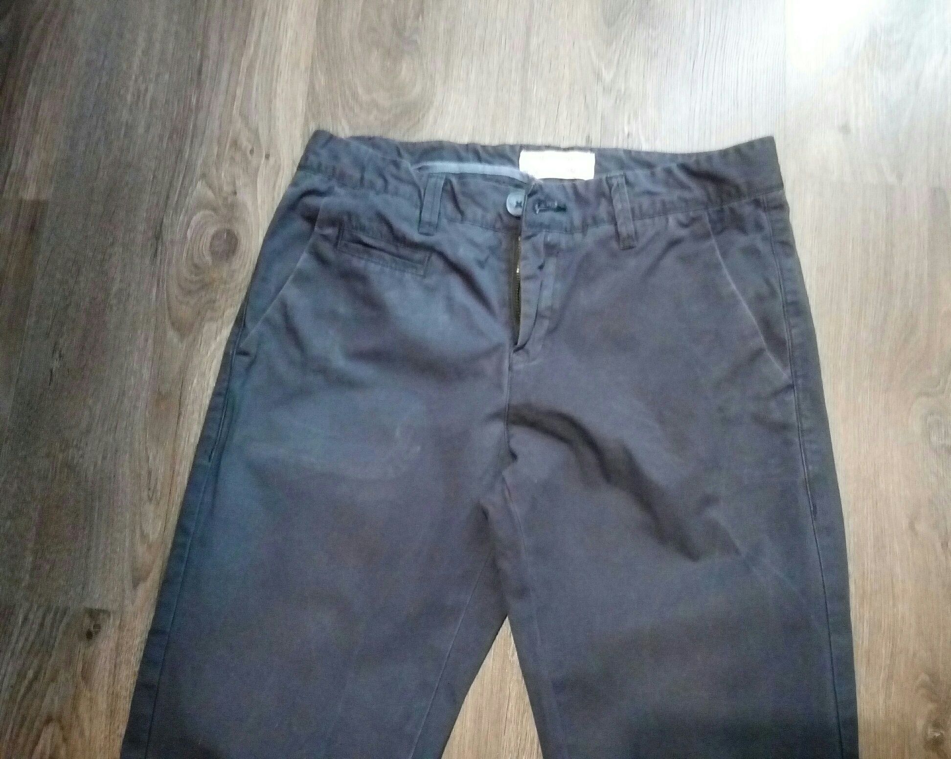 Демисезонные легкие брюки серые на мальчика 13-14 л., рост 164 см