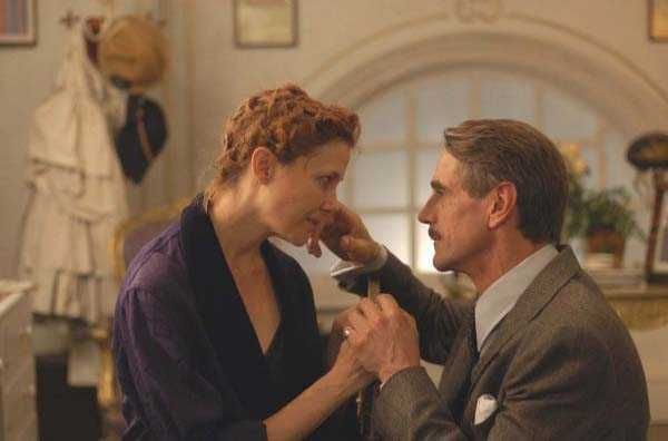 AS PAIXÕES DE JÚLIA (Annette Bening / Jeremy Irons) NOVO/SELADO