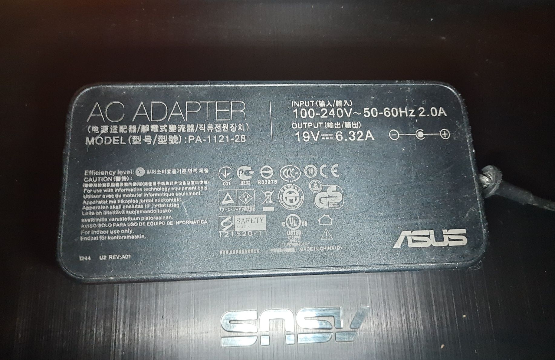 Zasilacz Asus do laptopa oryginalny