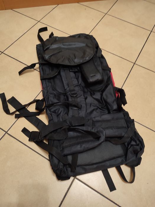 Nowy czerwony plecak turystyczny 90 L pojemny