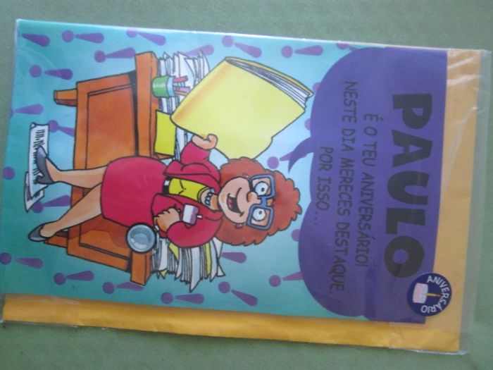 Postal de aniversario e sapatos homem 40