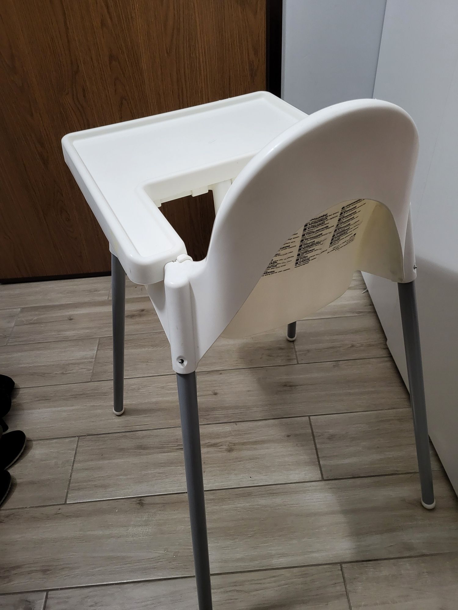 Antipol- krzesełko do karmienia