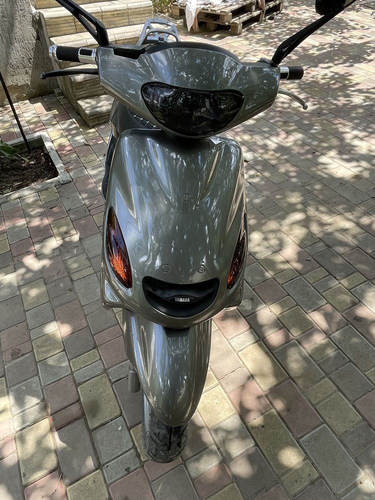 Yamaha Grand Axis 100