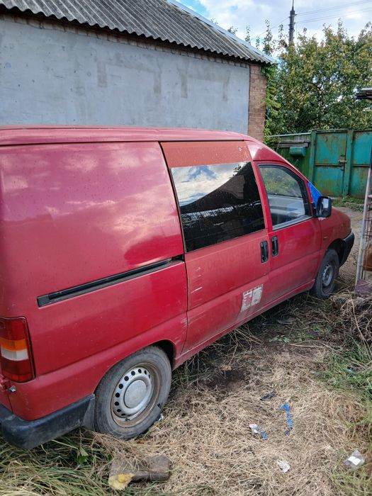 Пежо експерт  2000р