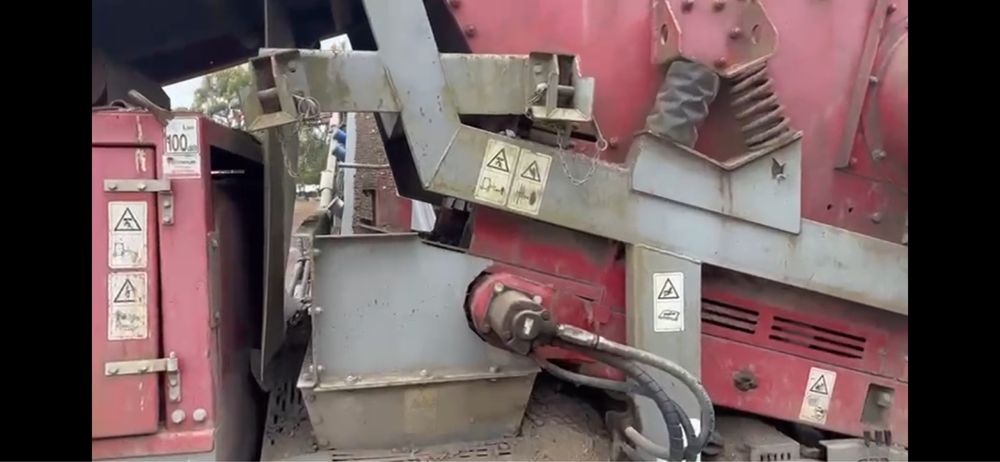 Przesiewacz Maximus 409  powerscreen Warrior 800