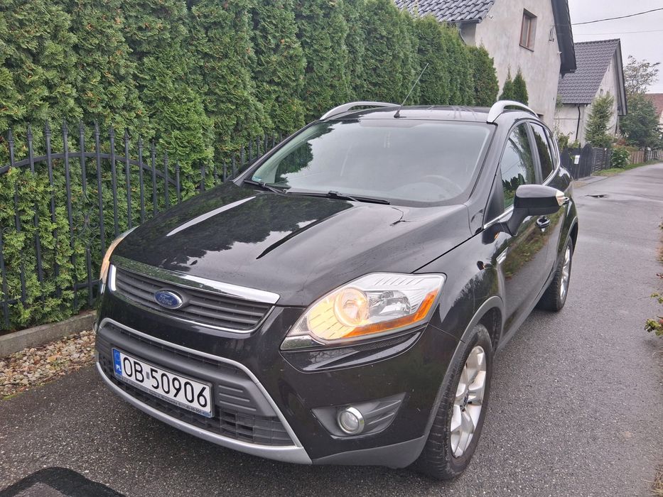 Ford Kuga 2.0 diesel SUV salon