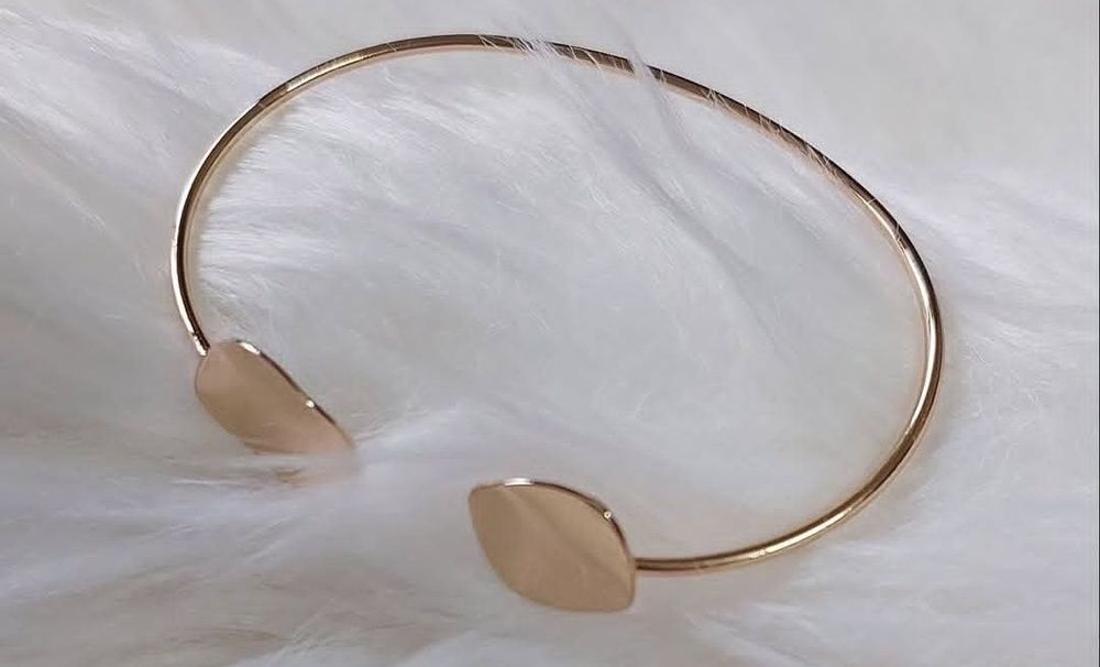 Браслет новий подарую