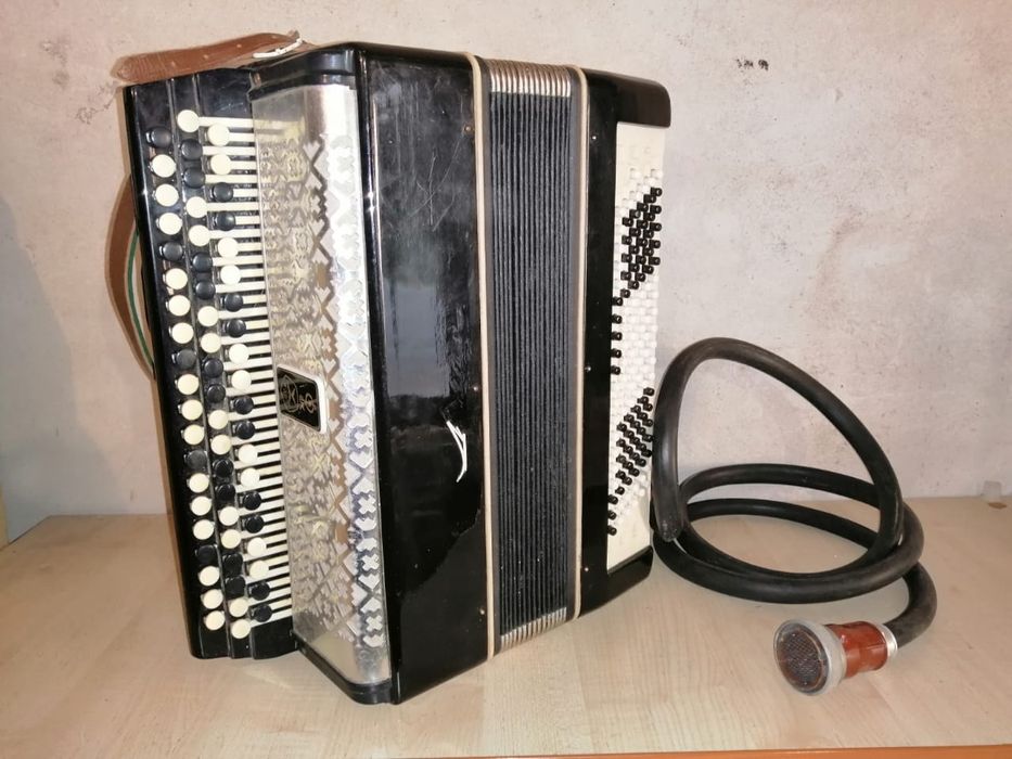 Продам Электро баян СССР
