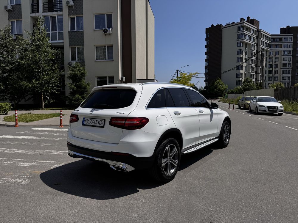 Продам Mercedes-Benz GLC