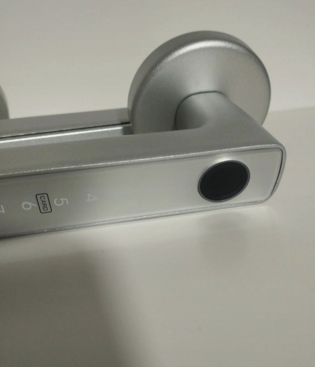 Fechadura inteligente M5 tuya