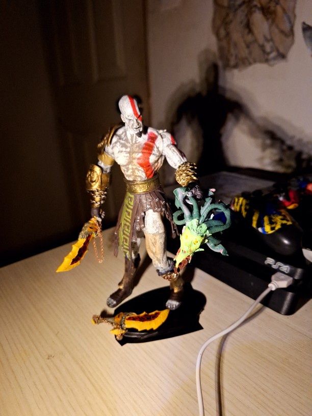 Фігурка з гри God of War Бог війни Kratos Кратос, 18 см