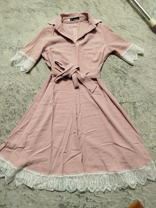 Сукні жіночі розмір 42(с,м)