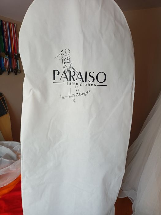 Przepiękna suknia ślubna  roz. M/176 z trenem, + welon  długi i krótki