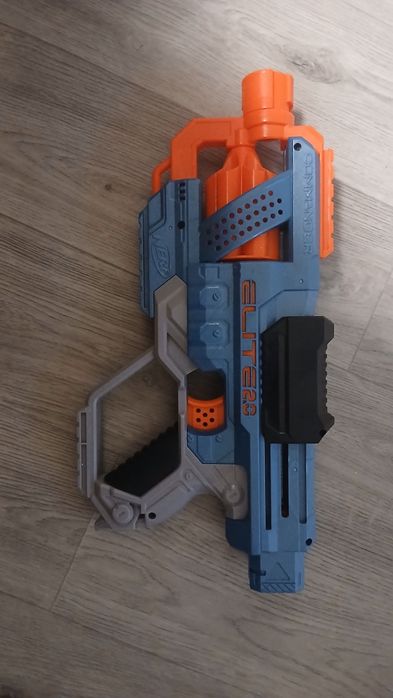 Нерф пистолет в хорошем состоянии