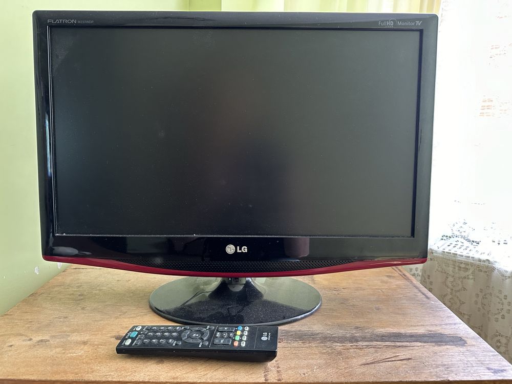 Tv LG Flatron M237WDP z funkcją monitora