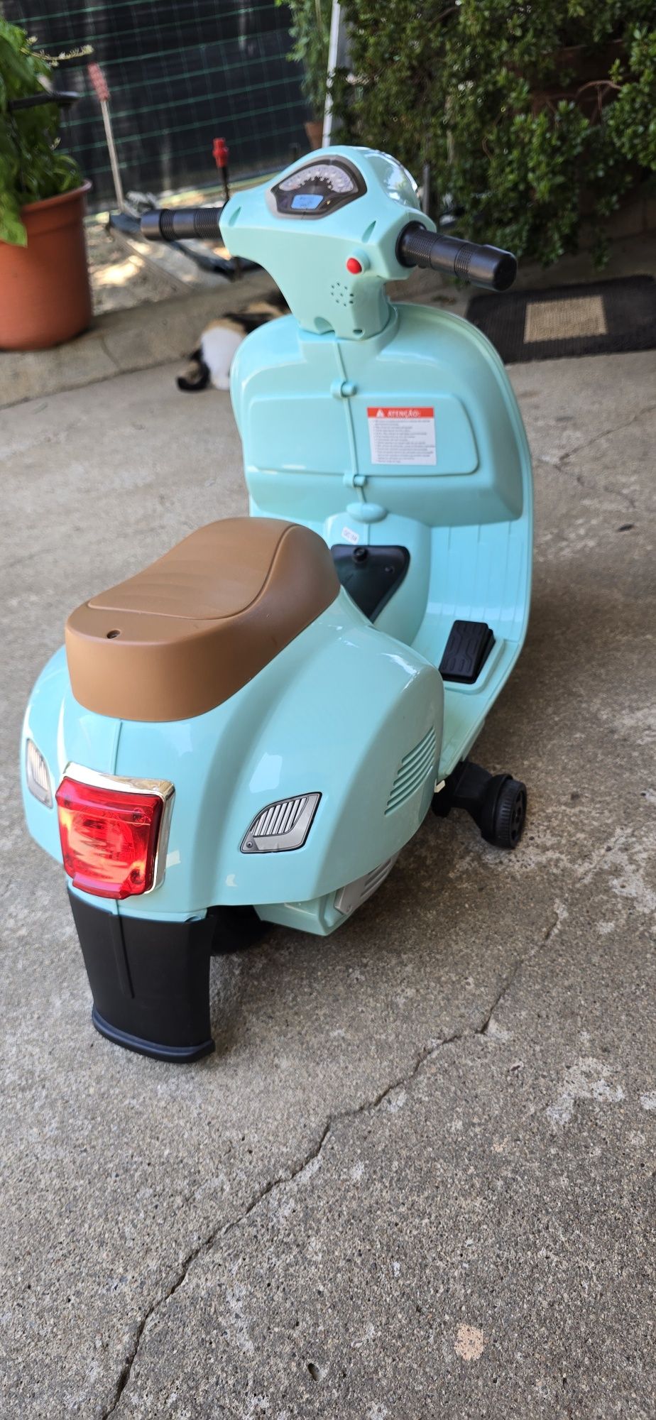 Mota vespa a bateria