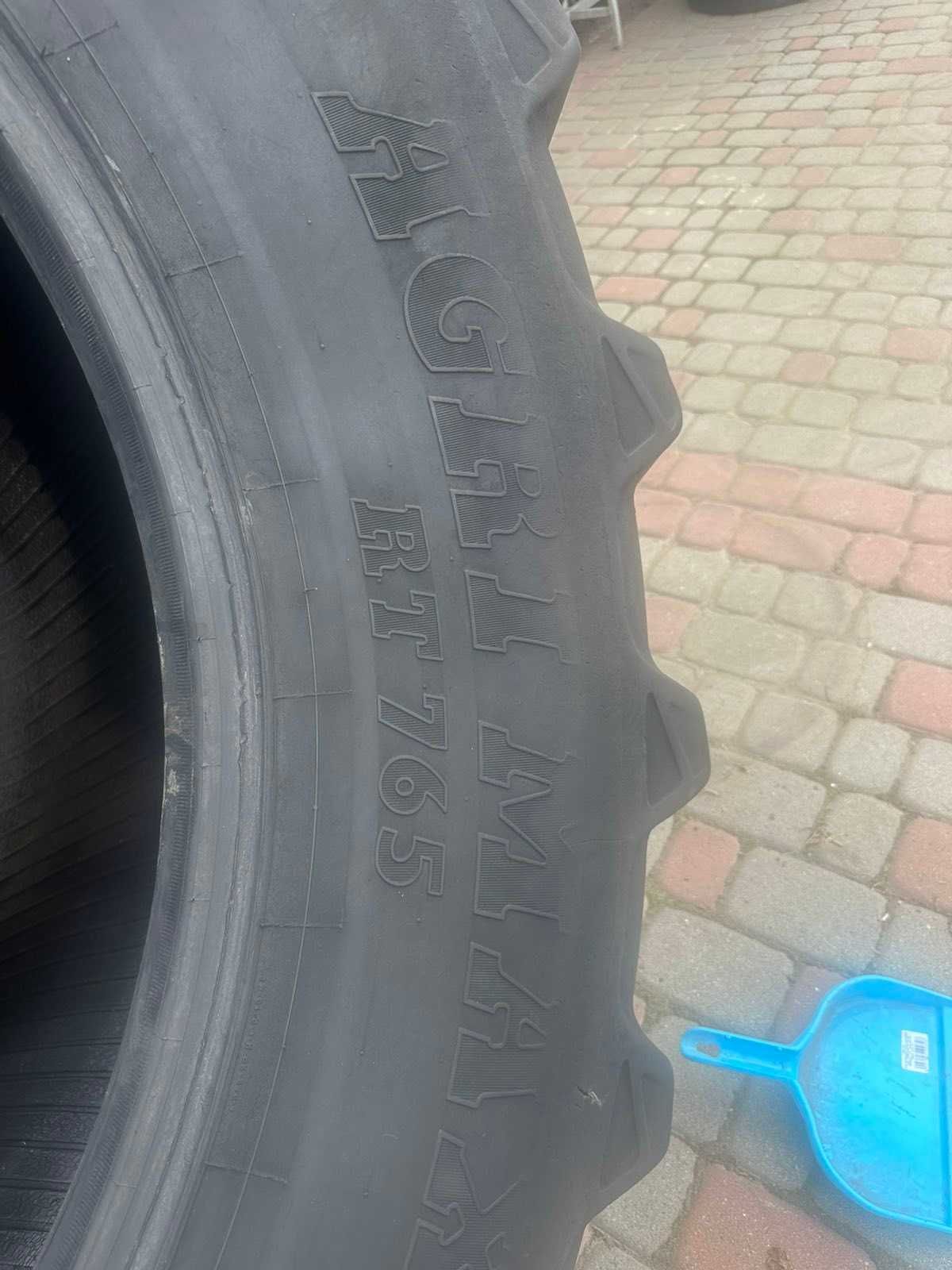 Продам шини 710 70 42 BKT тракторні