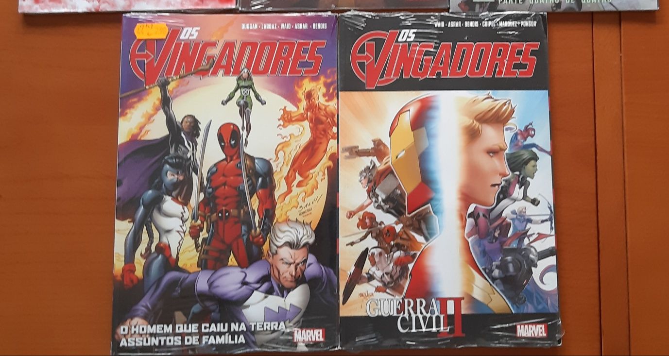 Livros BD Os Vingadores