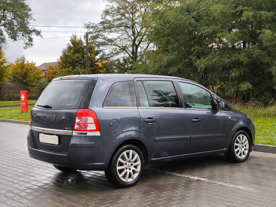 Opel Zafira B| 1.7 CDTi | 125 KM| 2010|7-os| 6-bieg| 1-WŁ|Nowy rozrząd