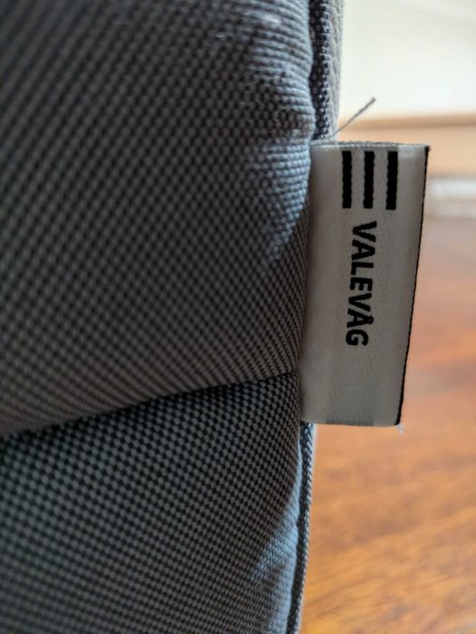 Cama IKEA MALM 180x200 + Estrado Luroy + Colchão Valevåg (usado)