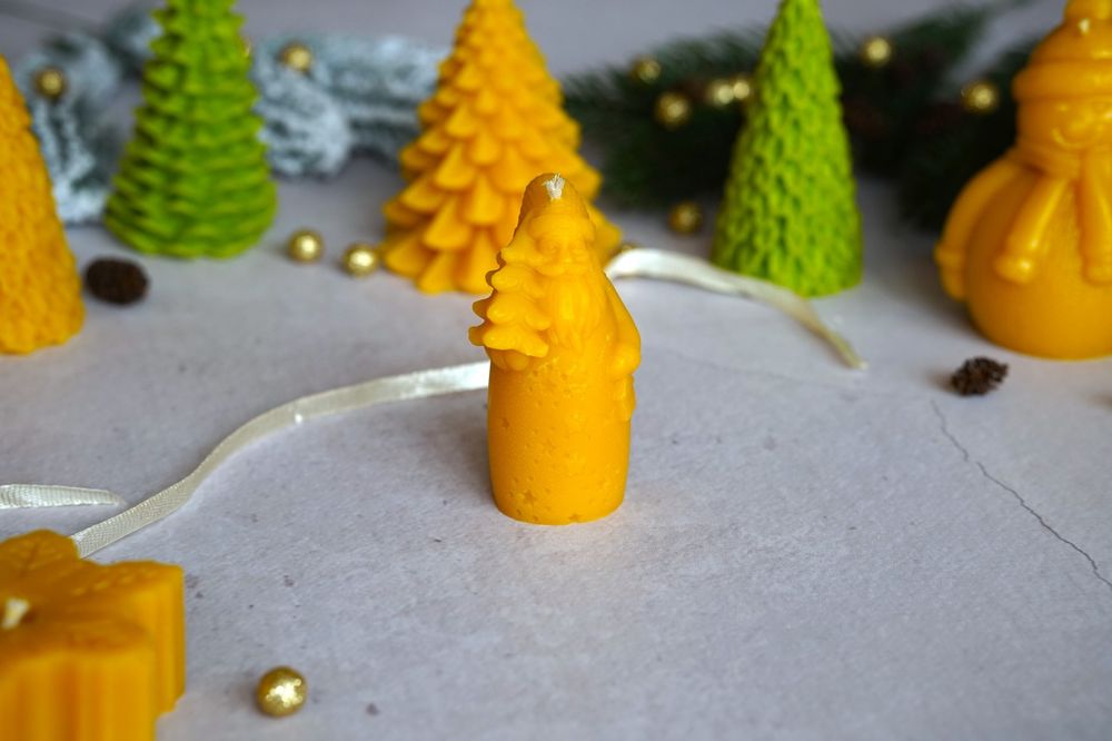 Зимова колекція свічок з бджолиного воску, опт,роздріб, свічка ялинка.