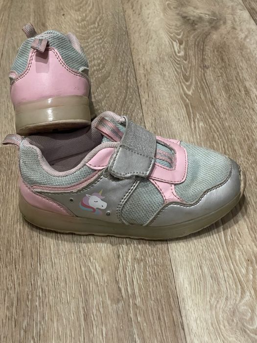 Кросівки для дівчинки з лампочками 17,5 / кроссовки со светом