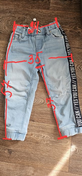 Детские джинсы р. 104