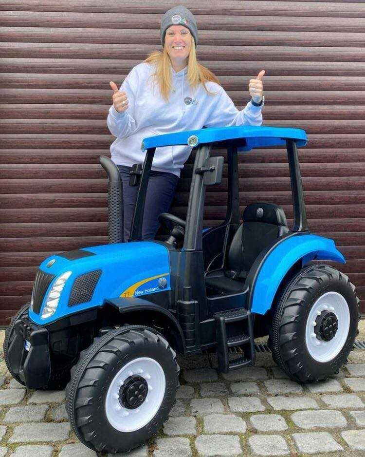 TRAKTOR XXL New holland 24V silniki 2x200W auto na akumulator