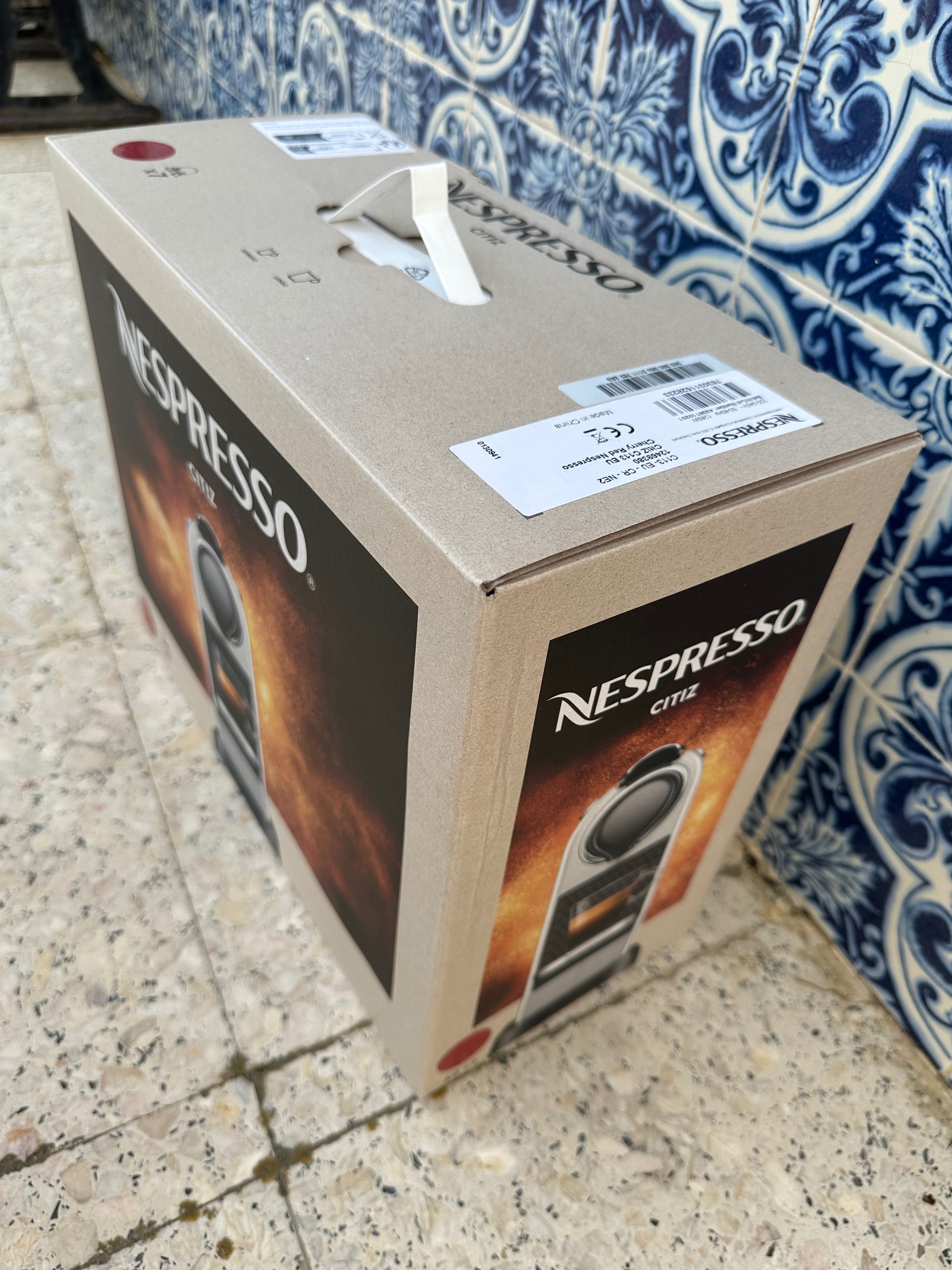 Máquina café Nespresso