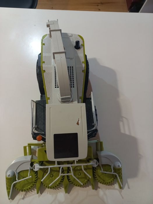 Bruder kombajn kukurydziany