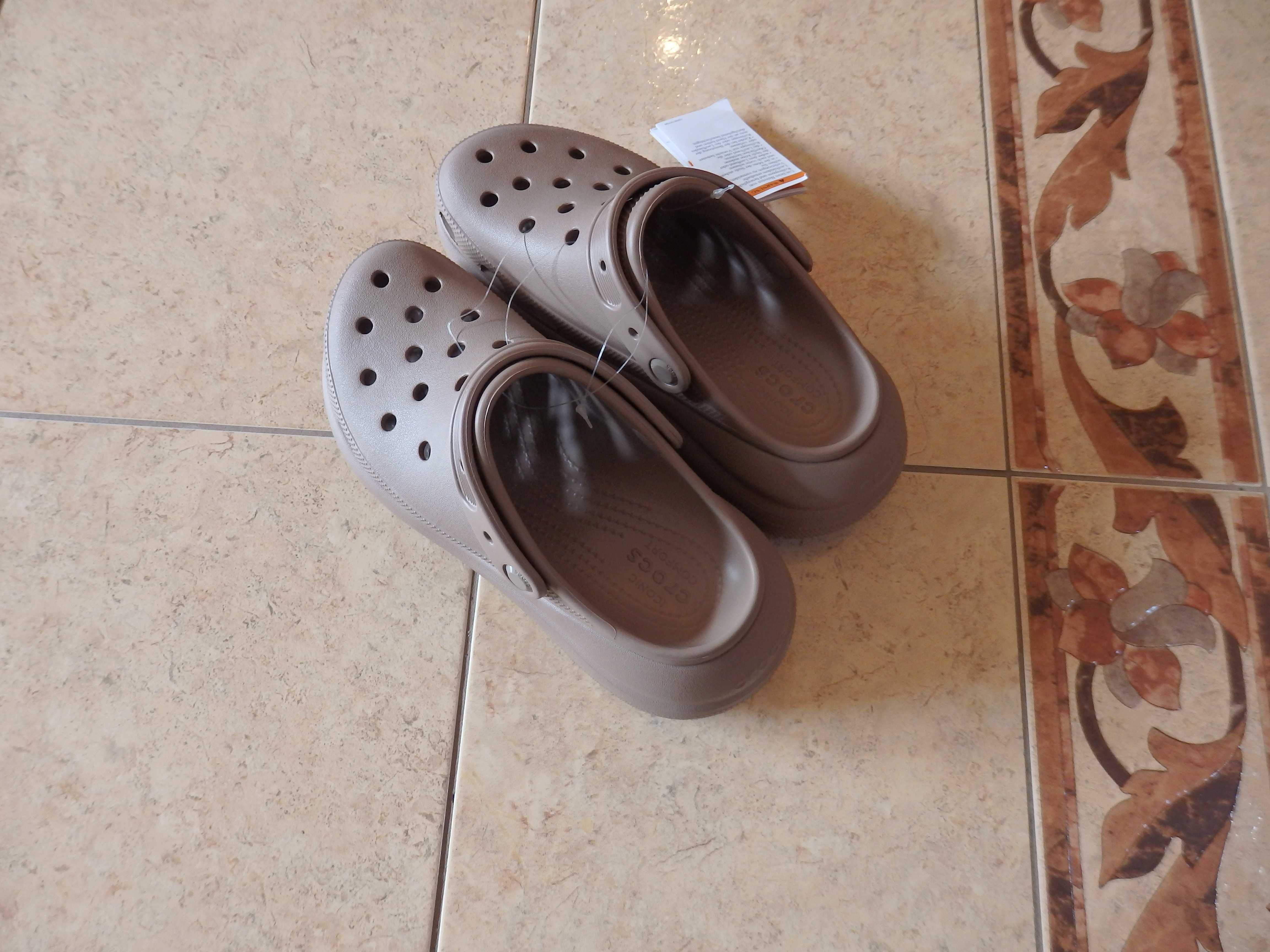 Klapki Crocs Crush Clog 38-39 M6/W8 kolor Latte