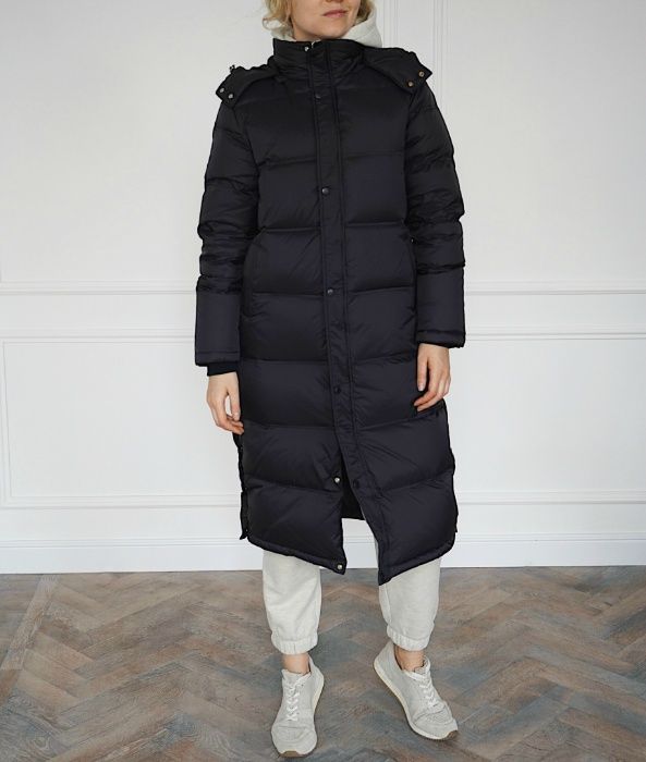 Классический длинный стеганый пуховик на все времена
