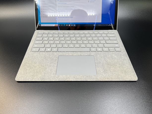 Microsoft Surface Laptop 1 i5-7300U Touch 8/256Gb SSD
