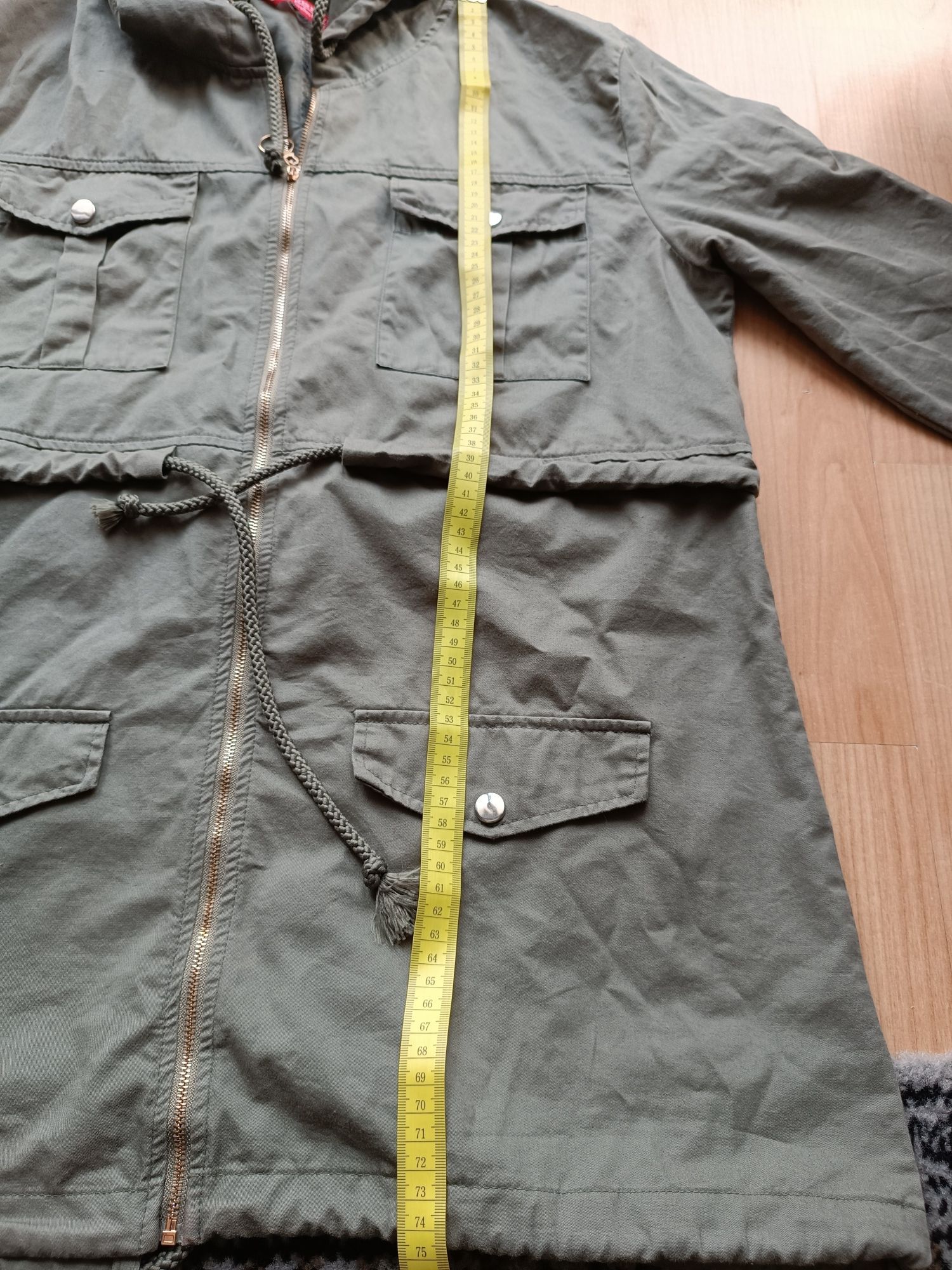 Kurtka parka w kolorze khaki