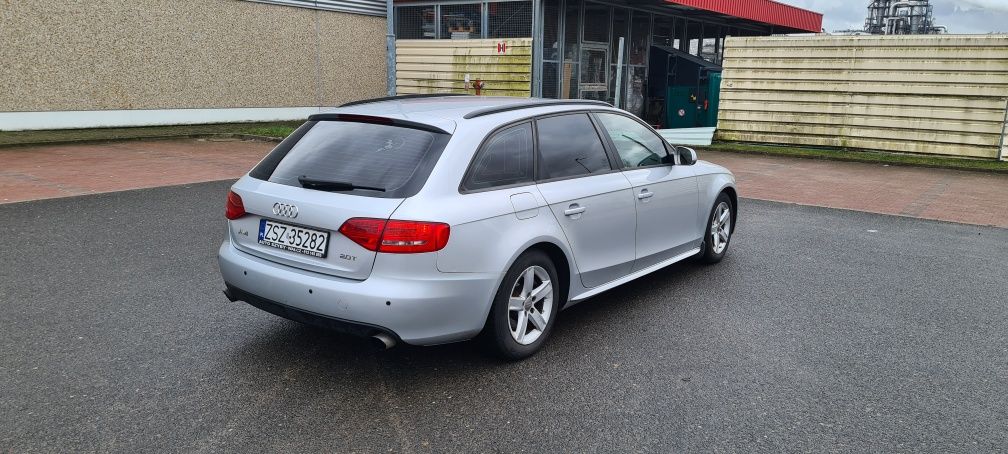 Audi A4 B8 2.0 benzyna fulled bezwypadkowe