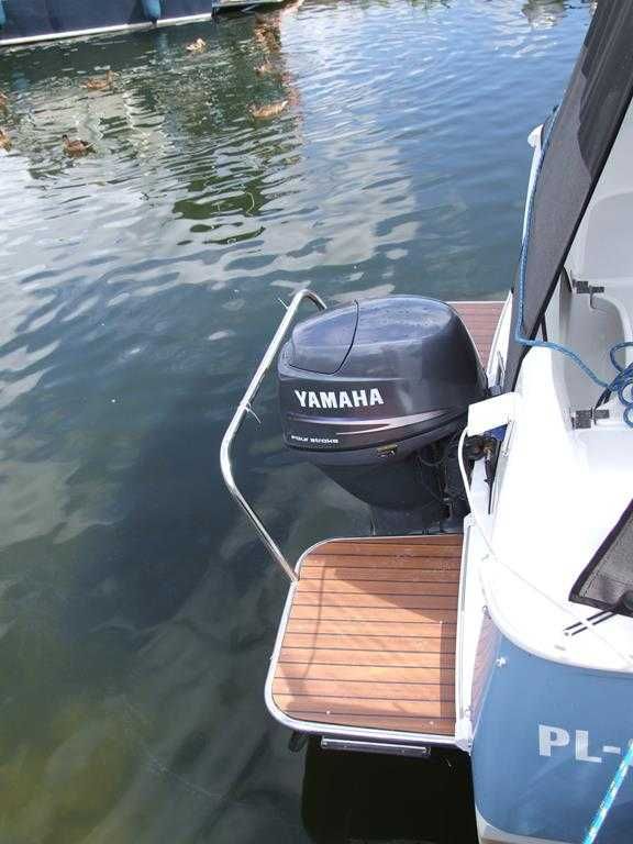 Janmor 700, silnik Yamaha 40KM, houseboat, motorowy