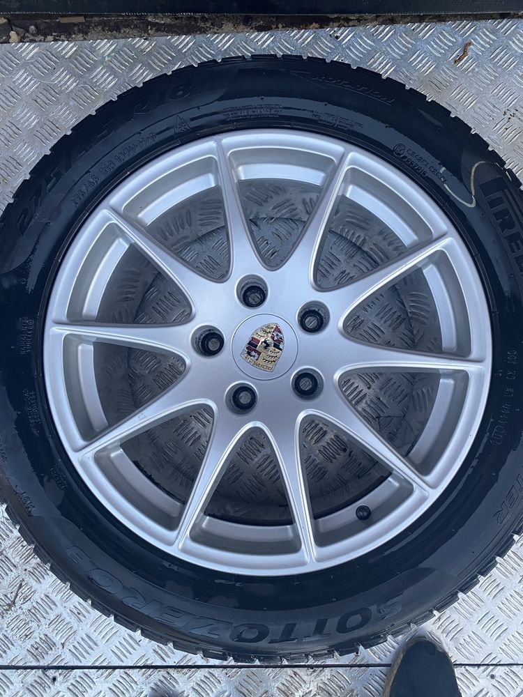 Felga R18 BBS Porsche Panamera 970 9Jx18H2 ET53 OEM