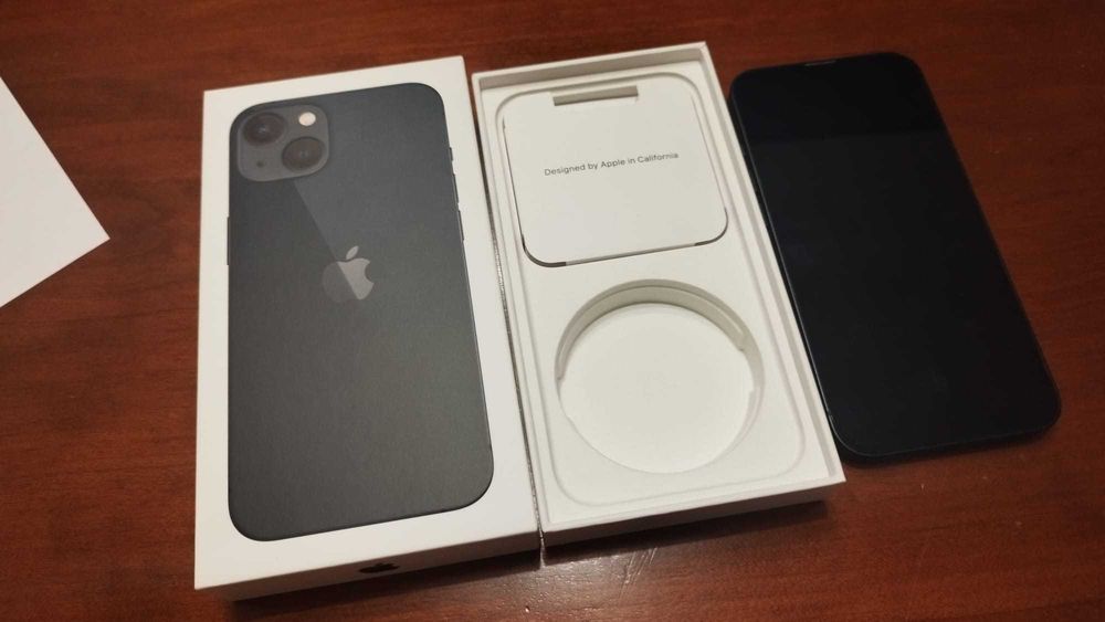 iPhone 13 128GB (+ 2 capas)