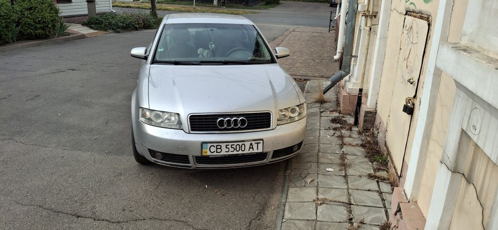 Авто Ауді а4 б6 2001 року