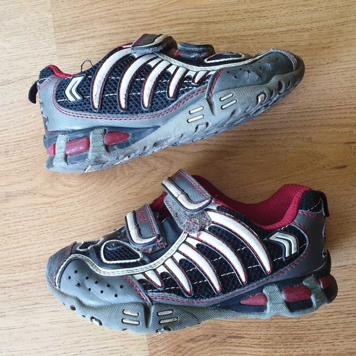 Buty Geox  r. 28