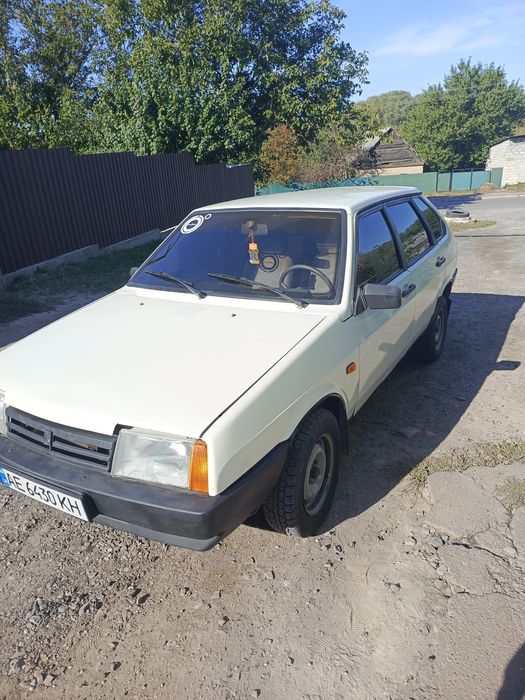 Продам ваз 2109.