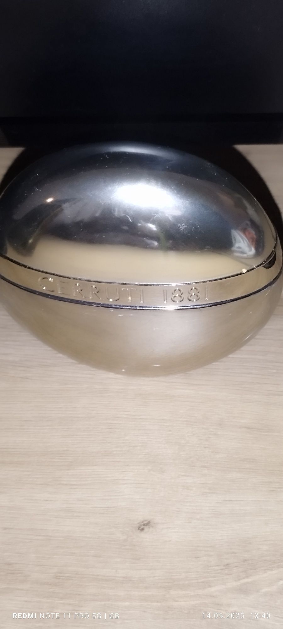 Sprzedam wodę perfumowaną ceruti 1881- chodzi o samą butelkę