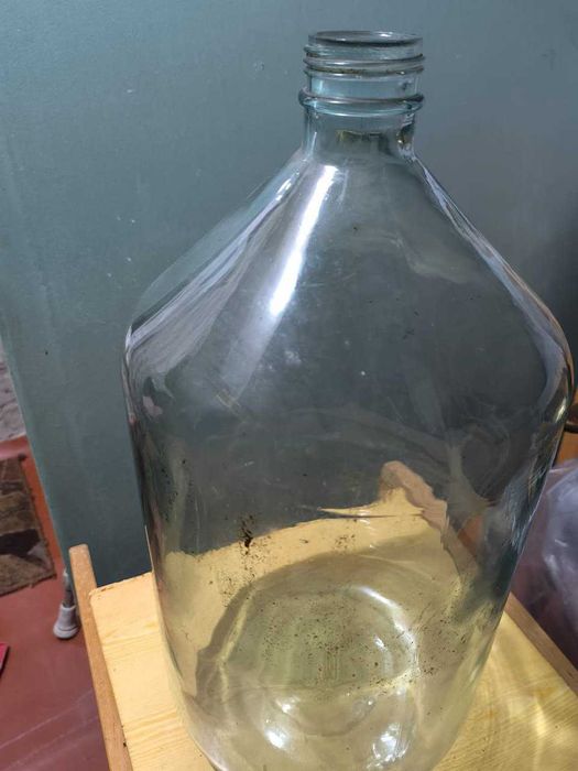 Бутиль винний 20л з чохлом